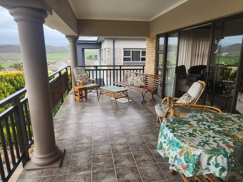 CONVENIENT POSITION- IMMACULATE CONDITION - Photo 8