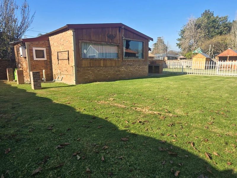 Beautiful 1 bed garden cottage in the heart of Rynfield - Photo 10