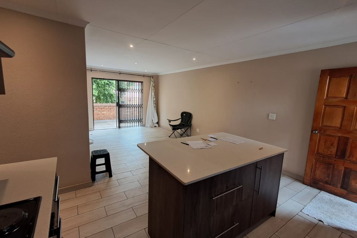 Newly Renovated Apartment for Sale - Photo 3