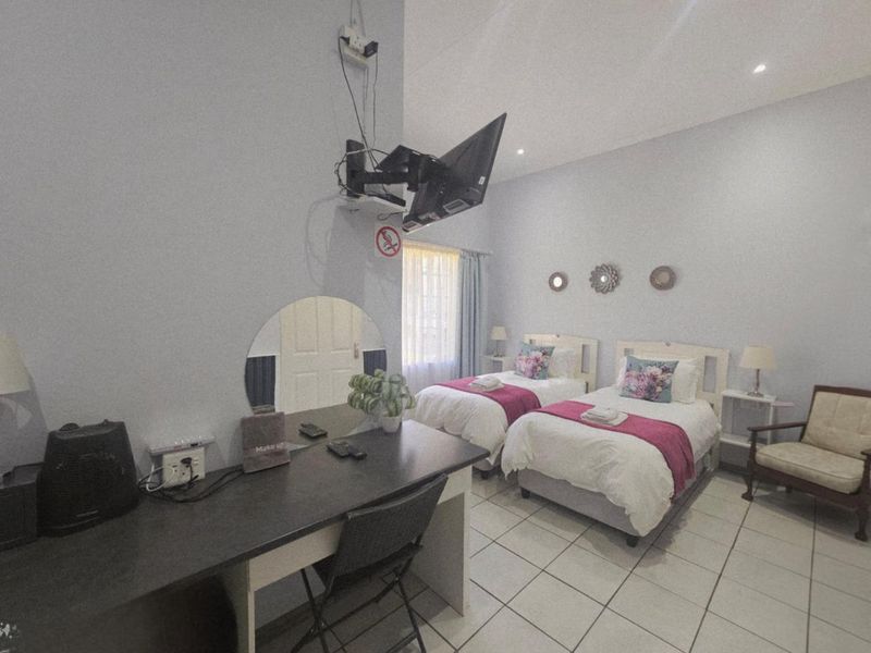**Luxury 4-Star Guesthouse for Sale: A Prime Investment Opportunity** - Photo 9