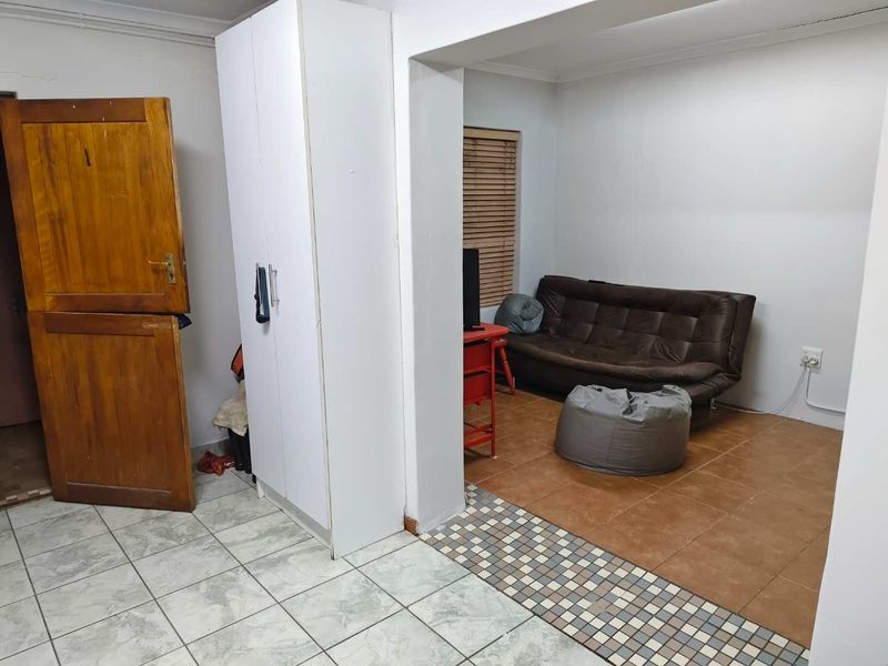 One bedroom garden cottage - Photo 10