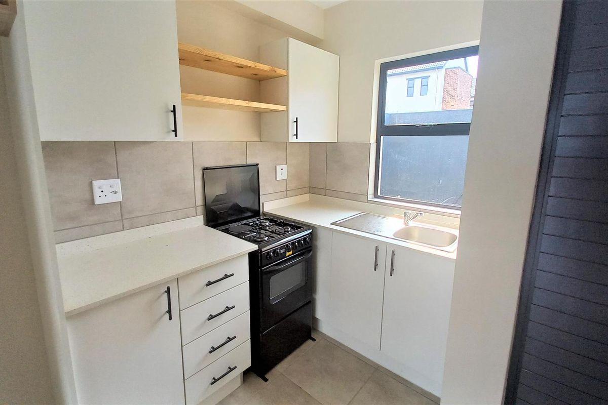 FOR RENT  |  Hillcrest  |  Kings Gate Estate  |  2 Bedroom Duplex - Photo 3