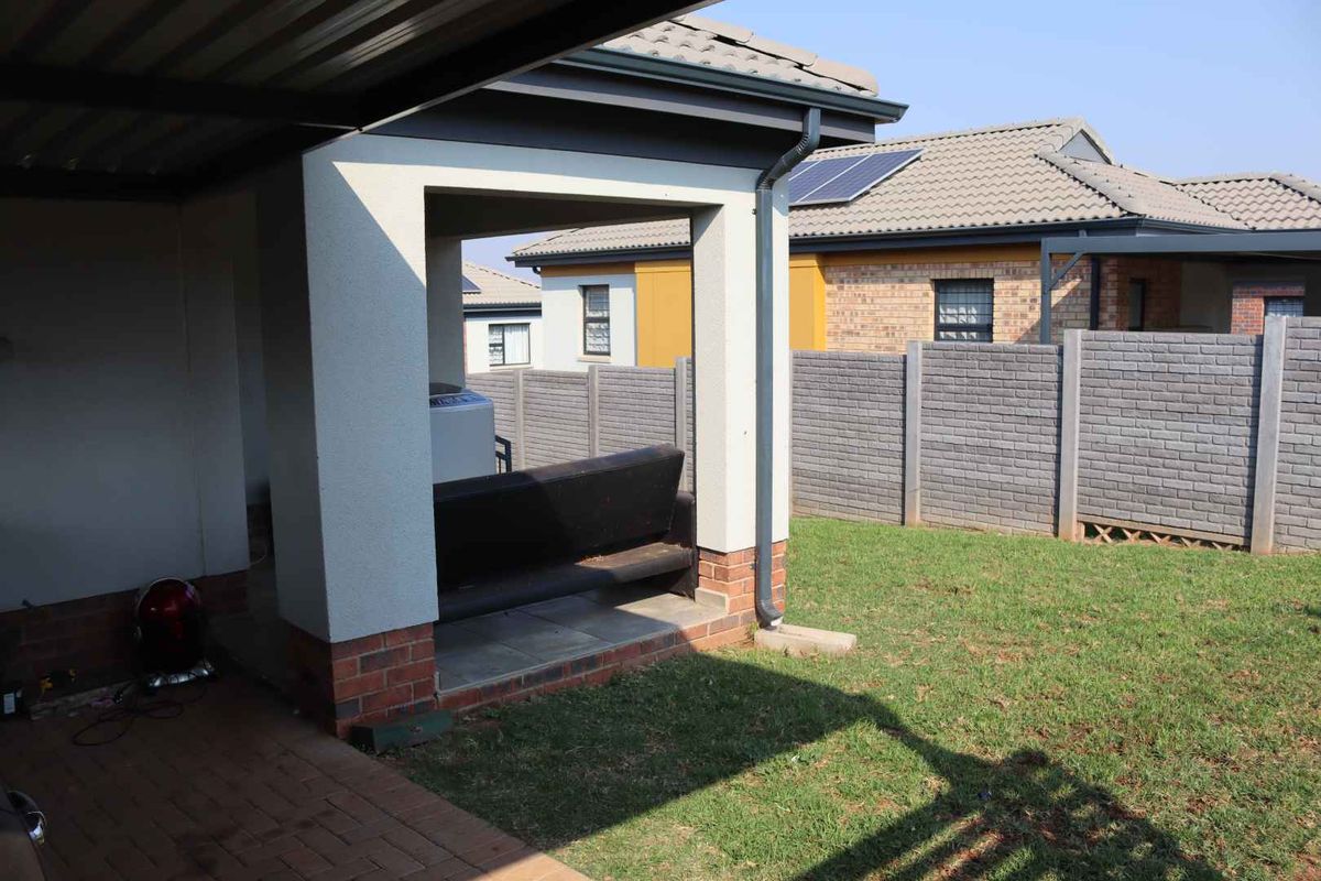 Clean and safe security estate - Photo 3