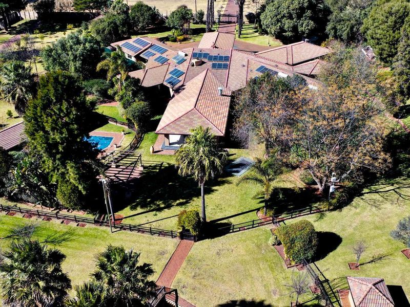 Exceptional Luxury Lifestyle Estate on 16,203m2 Agricultural Holding | Benoni AH - Photo 3