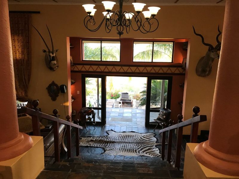 Welcome Home to your own piece of Paradise - Photo 3