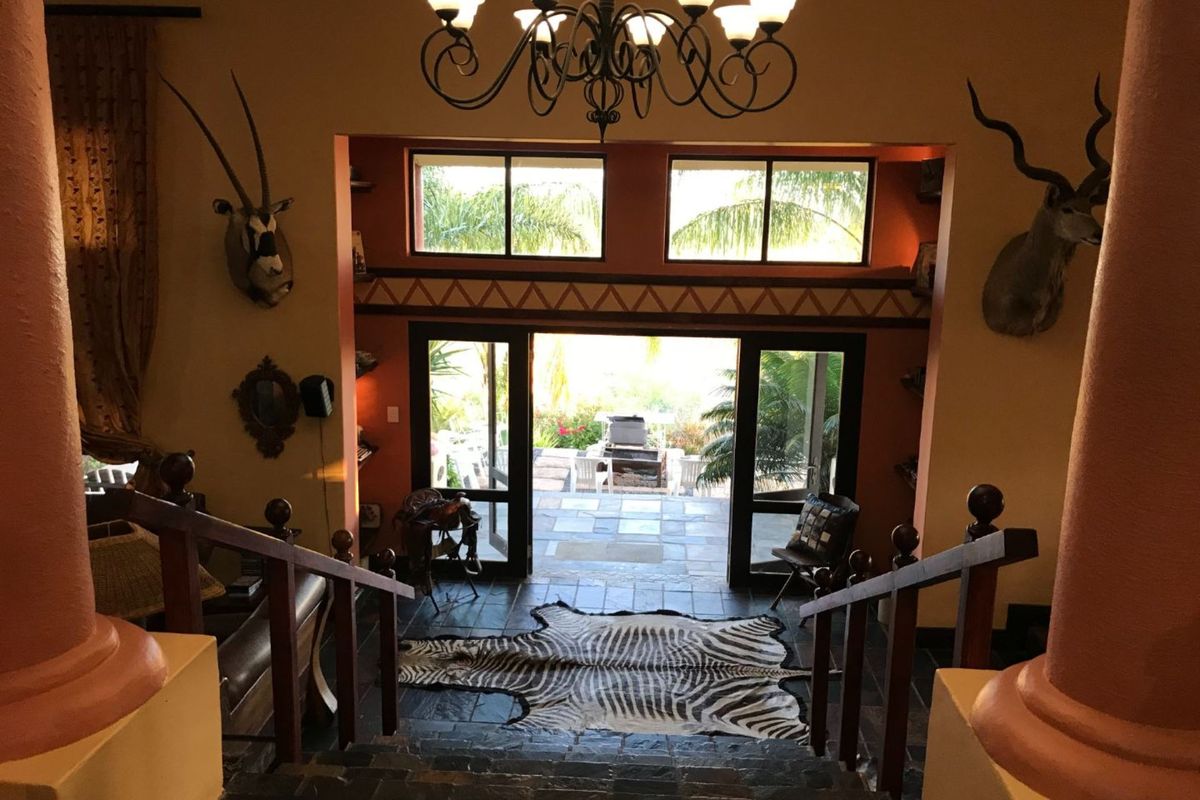 Welcome Home to your own piece of Paradise - Photo 3