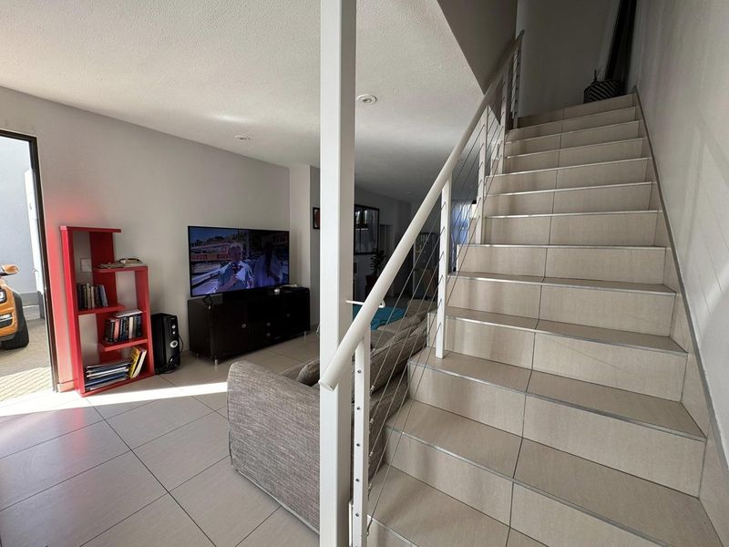 3 Bedroom Townhouse For Sale in Elisenheim - Photo 9