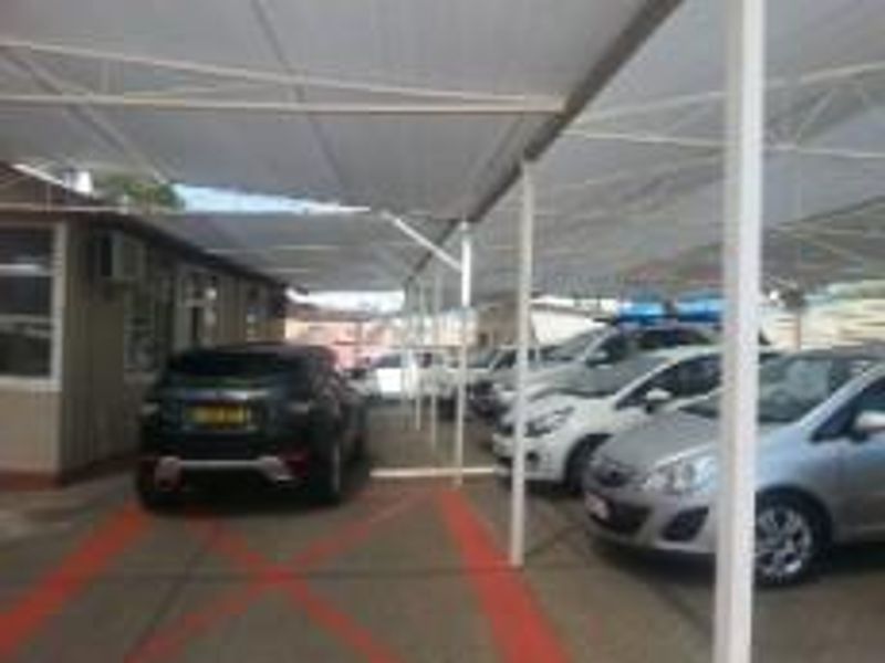 BUSINESS ZONED PREMISES FOR SALE  - Windhoek North - Photo 3