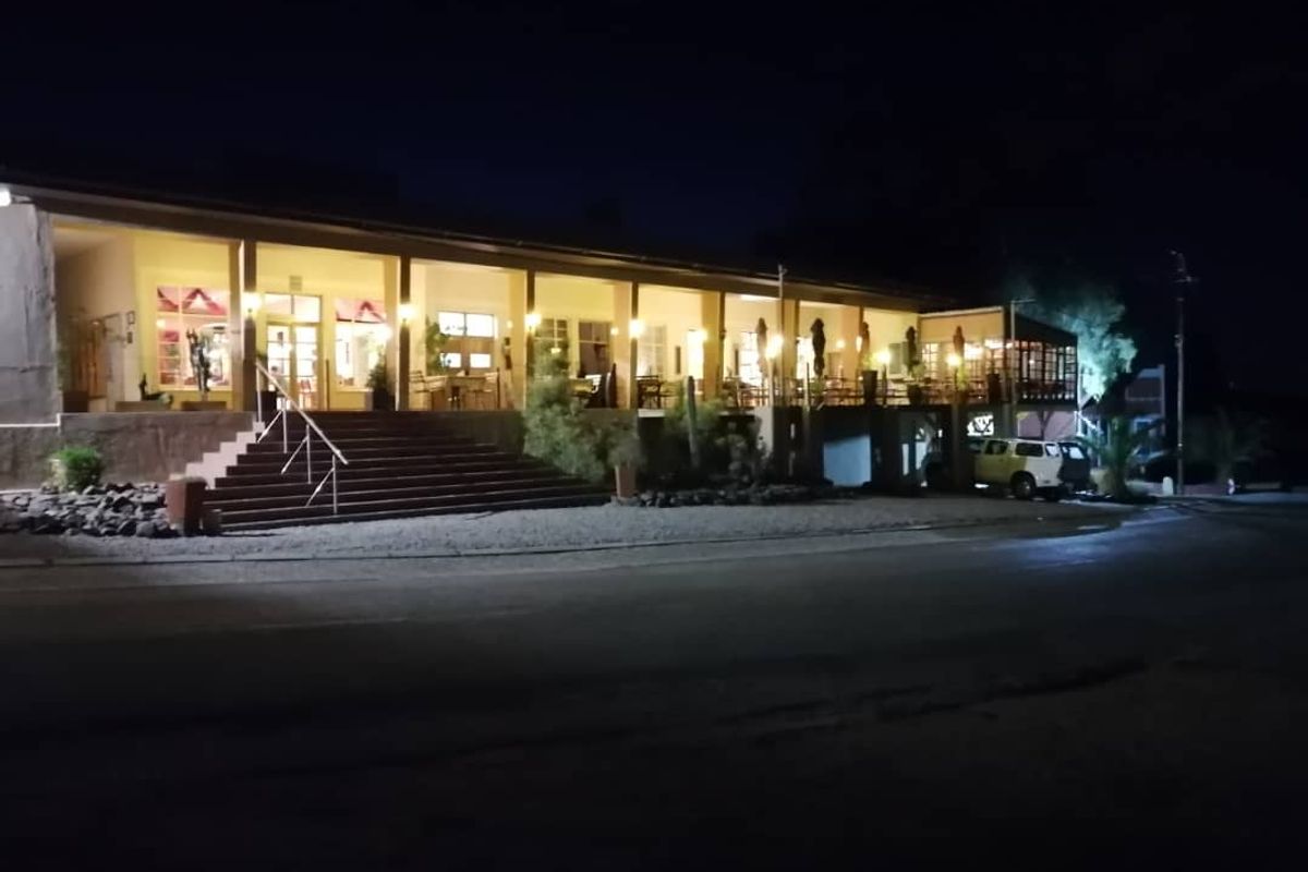 BAHNHOF HOTEL FOR SALE, AUS, NAMIBIA - Photo 4