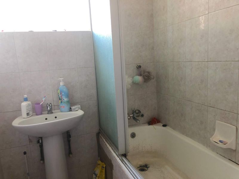 Spacious apartment for sale in Sunnyside - Photo 8