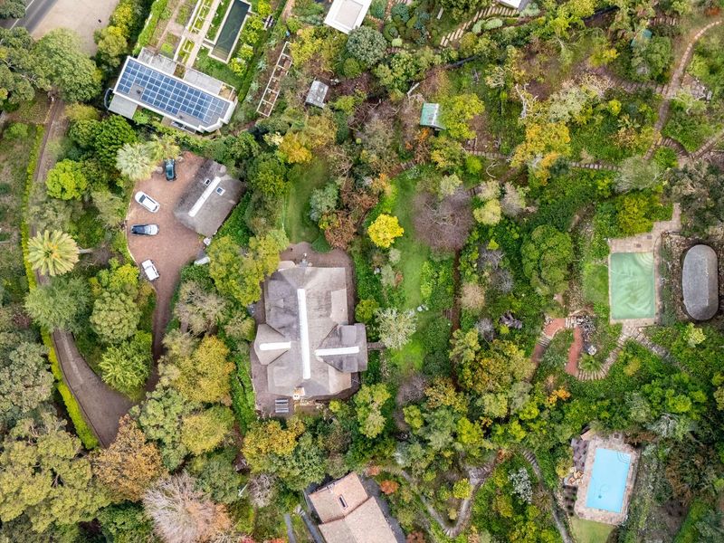 Character Heritage and Panoramic Views High Above Constantia! - Photo 10