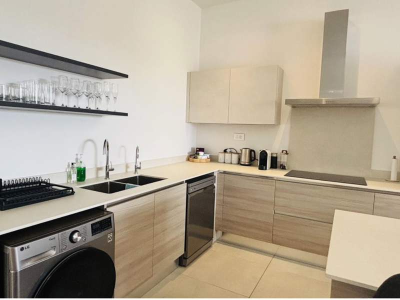 Exceptional Penthouse Living in Pereybere - Photo 5