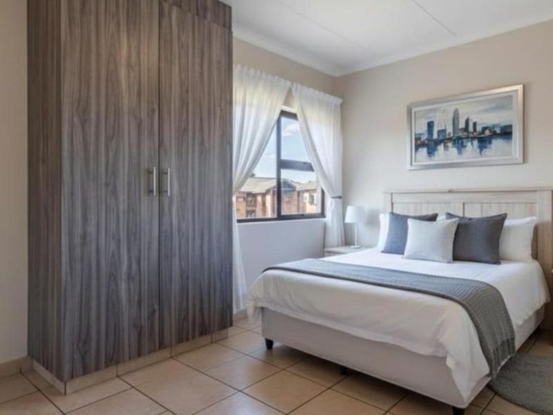 2 Bedroom Apartment for Sale - Photo 6