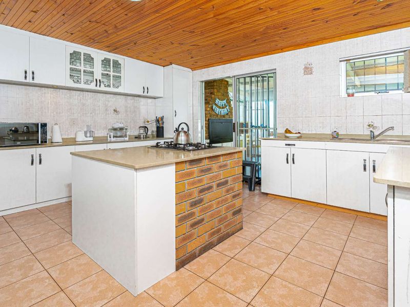 Comfortable 3 bedroomed home in Ottery - Photo 6