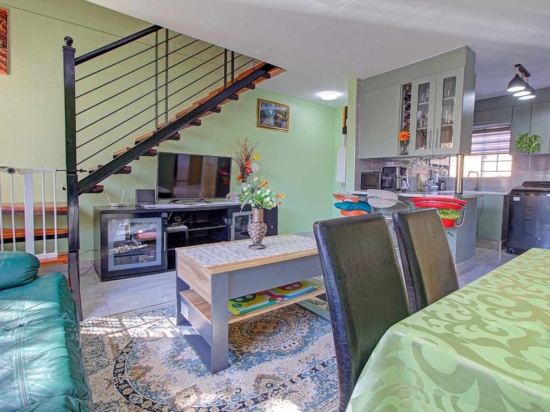 Solar-Powered Savings in Modern Oasis! - Photo 6