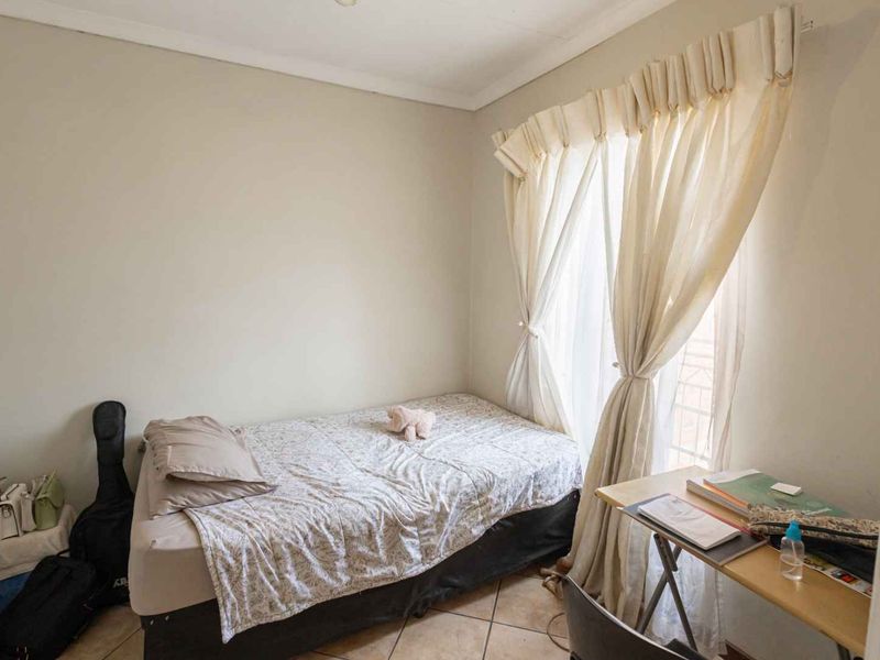 Apartment in Die Hoewes, Centurion for Sale - Photo 10