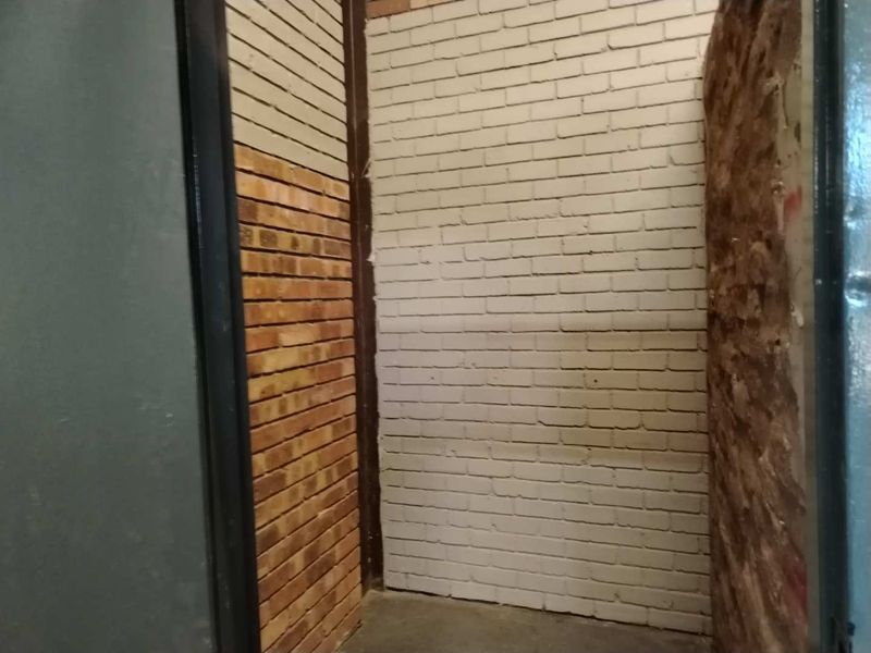 Unlock Potential: 220m2 Commercial Space in Alrode South! - Photo 6