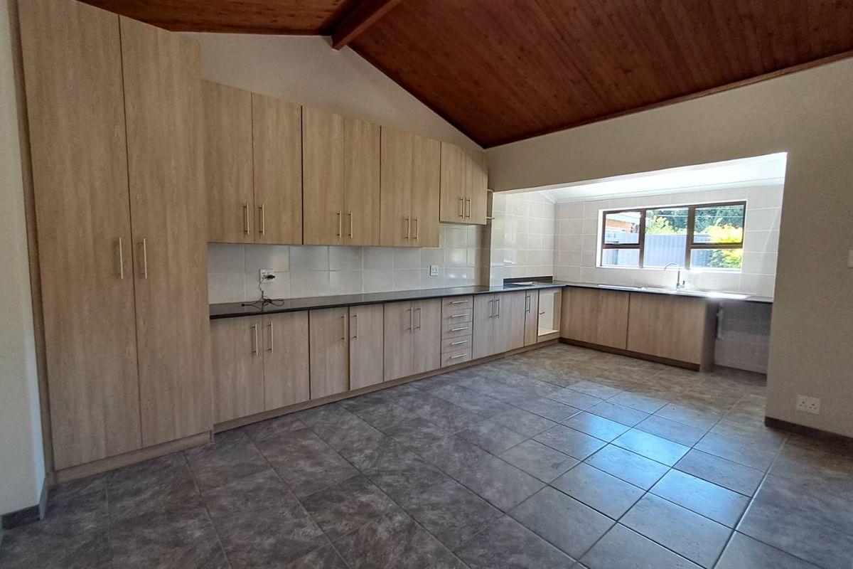 Newly Renovated 4-Bedroom, 2 bath Home in Waverley - Photo 5