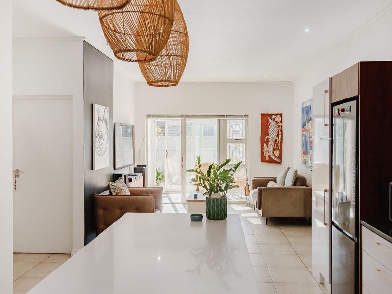Stylish Living with Airbnb potential in the Sought-after Walmer. - Photo 7