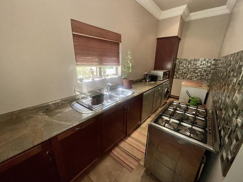 Hendra - Fully Furnished Executive Home To Let in The Gardens Estate - Photo 6