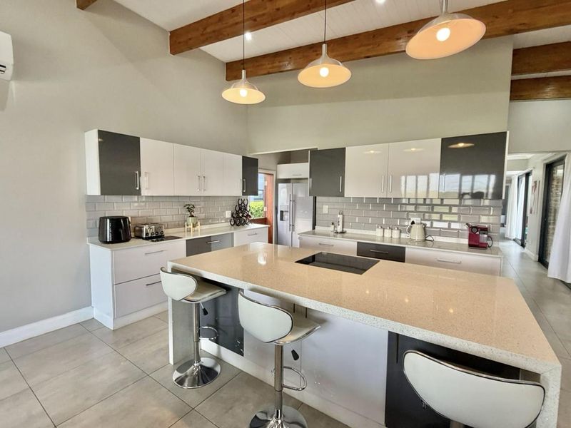 Palm Lakes Estate - Photo 6