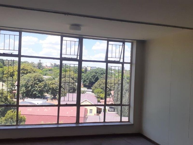 A BACHELOR FLAT TO RENT IN SUNNYSIDE - Photo 7