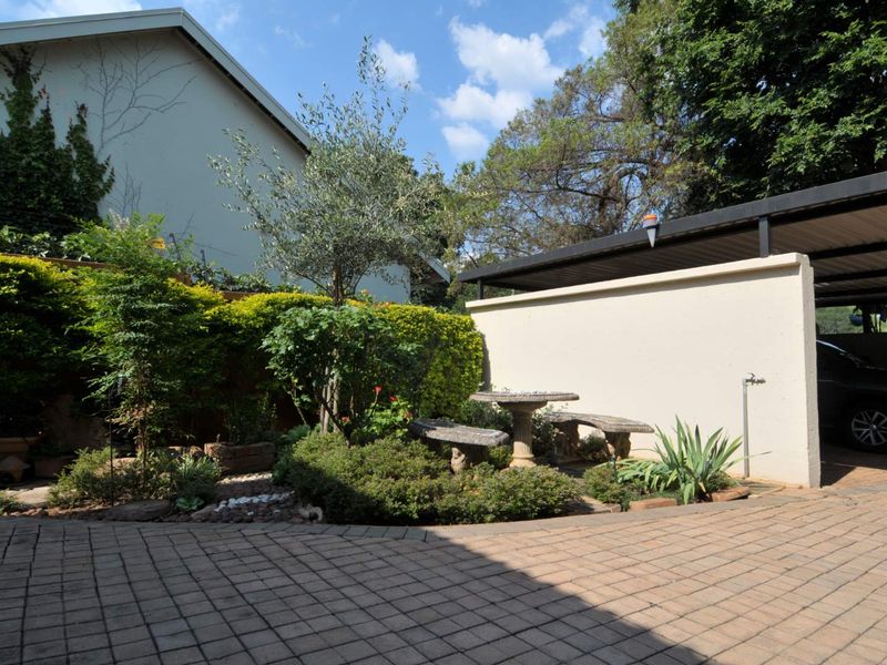 A Buyers Haven In Lynnwood Glen - Photo 2