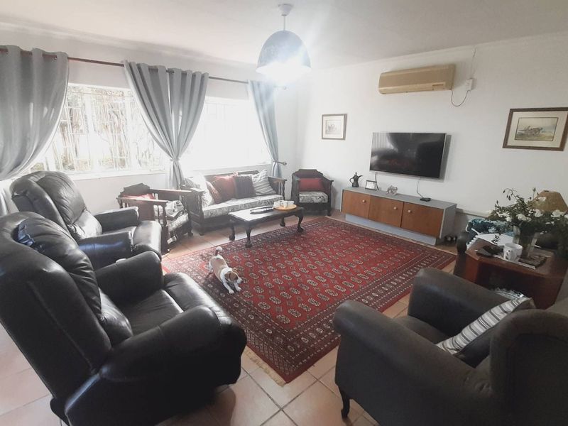 "Peaceful Retreat: Solar Estate with 2 Homes & Lush Gardens!" - Photo 4