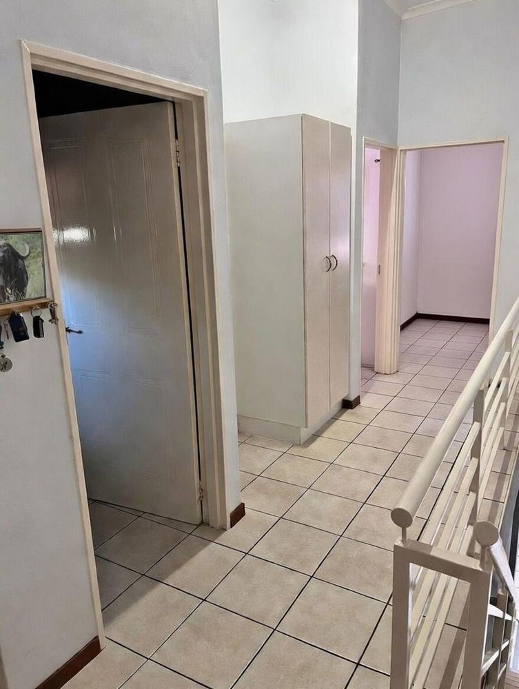 Built-in cupboards and bedrooms