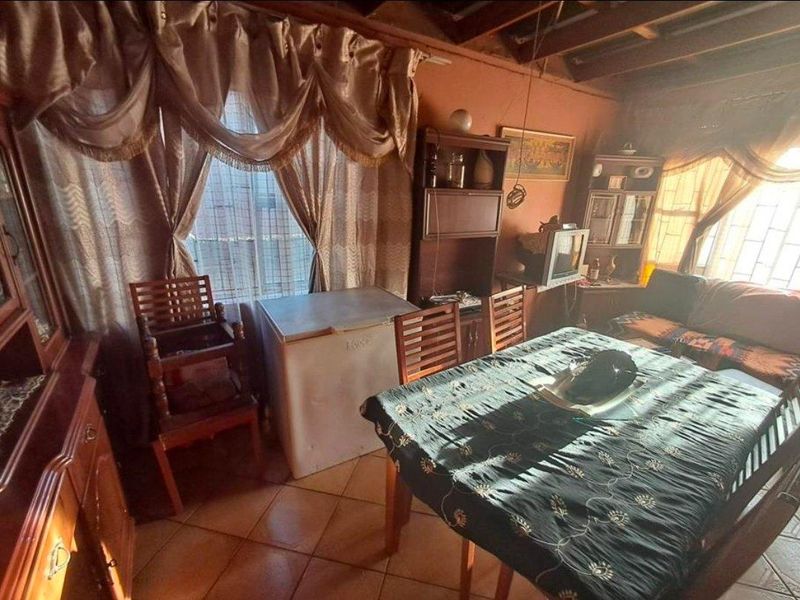 2 Bedroom House In Ivory Park Ext 08 - Photo 5