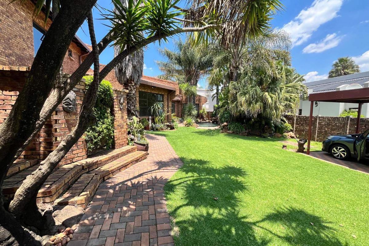 4 Bedroom House for sale - Photo 5