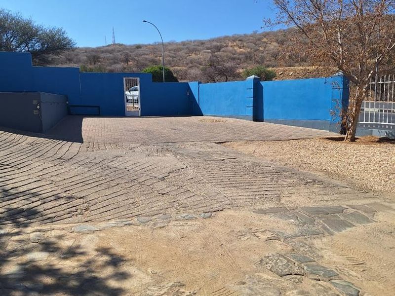 Office Building Close to Maerua Mall: Ideal for Business! - Photo 9