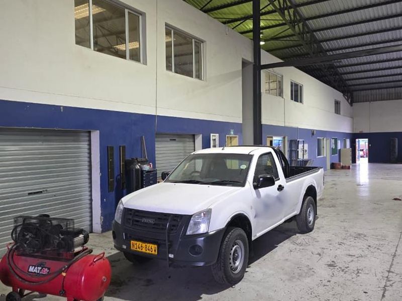 Industrial warehouse for sale in Brakwater - Photo 7