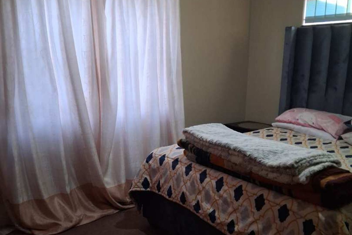 3 Bedroom House For Sale in Vanderbijlpark CE1 - Photo 5