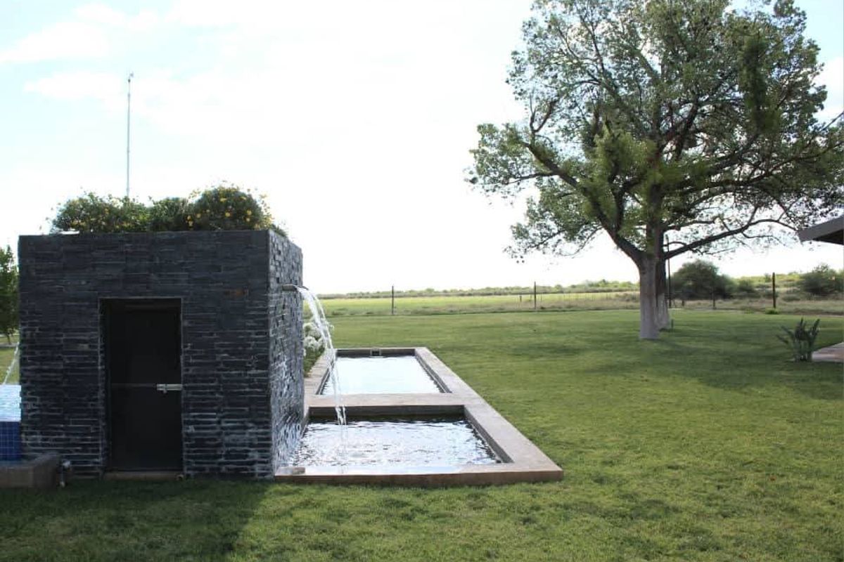 A rare opportunity to invest in one of Namibia’s most productive agricultural regions while enjoying a high-end rural lifestyle. - Photo 4