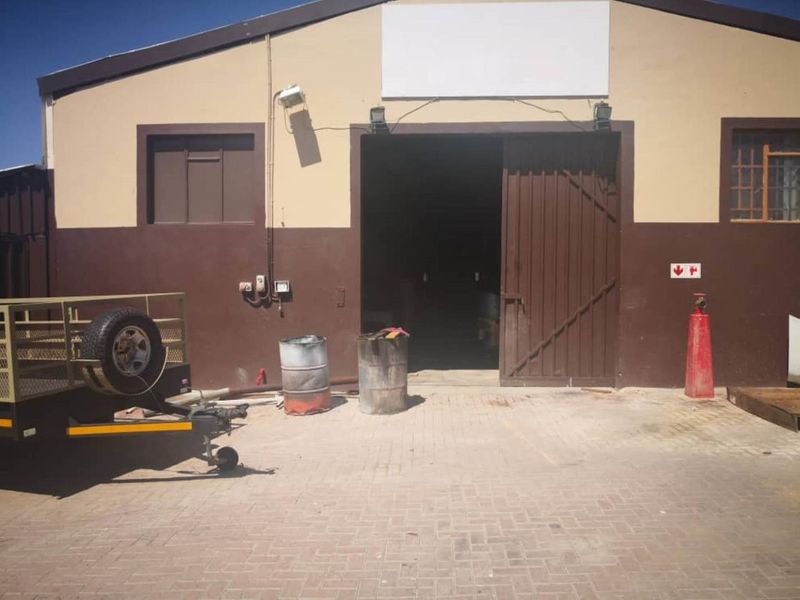 Warehouse For Sale - Lafrenz  Industrial - Photo 6