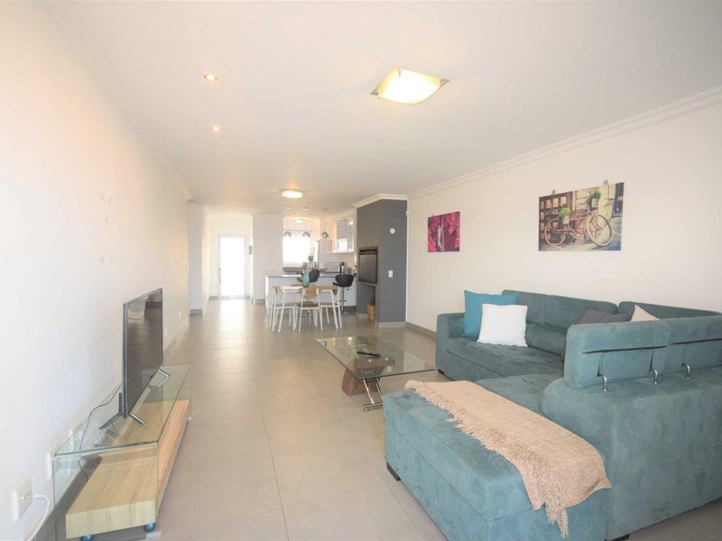 Townhouse for sale - Dolphin Beach - Photo 5