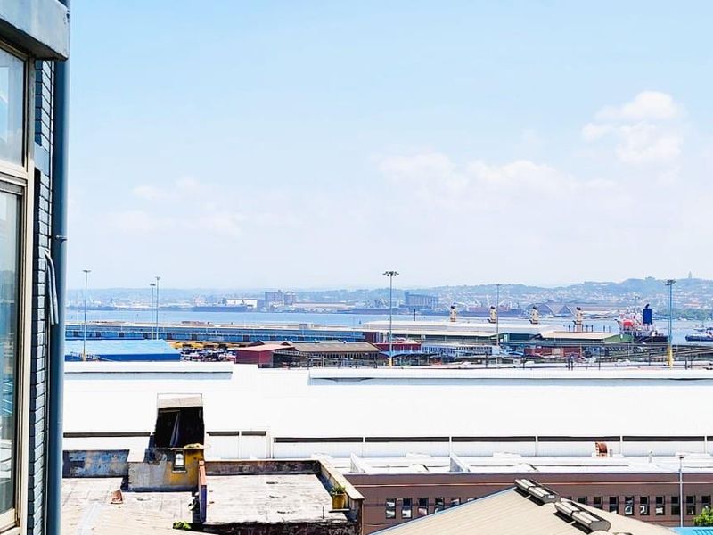 Lock up and go - South Beach Apartment - Photo 9