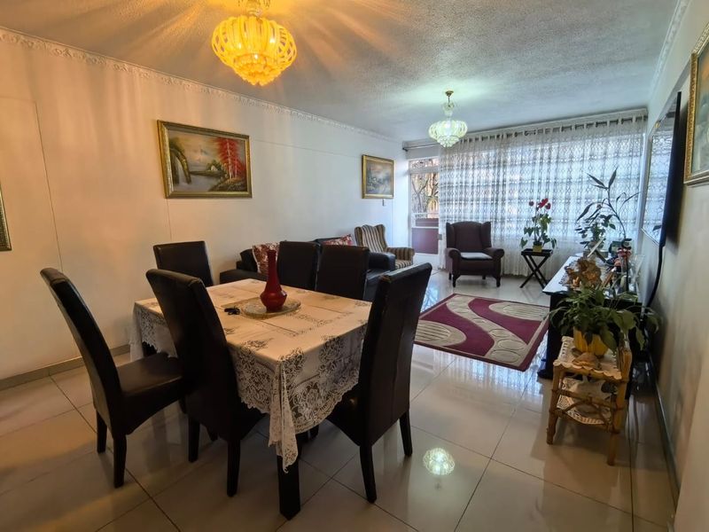 Beautiful Home For Sale - Photo 10