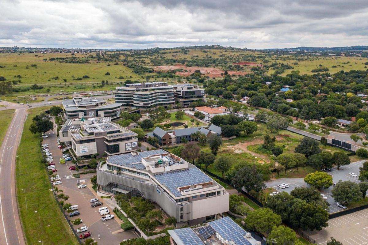 Elevate Your Corporate Presence at Irene Link - Photo 2