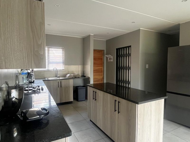 The Kind of Home You’ll Love Coming Back To - Photo 2