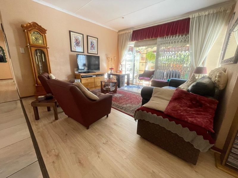 3 Bedroom Family Home - Photo 4
