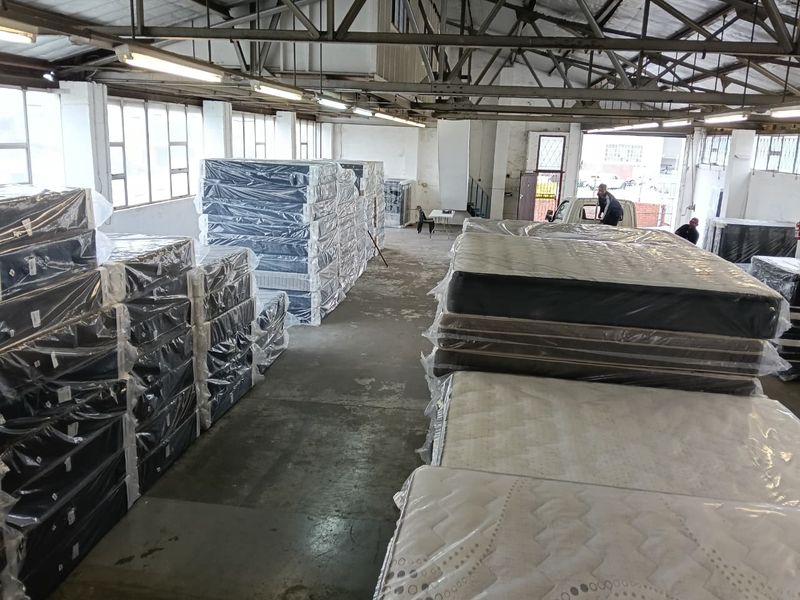 INDUSTRIAL WORKSHOP / FACTORY TO LET – NEAR ST JOHNS, PINETOWN - Photo 4