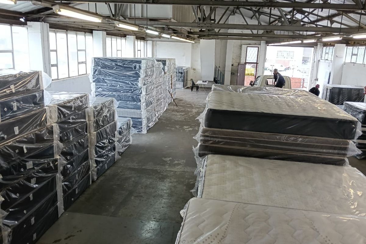 INDUSTRIAL WORKSHOP / FACTORY TO LET – NEAR ST JOHNS, PINETOWN - Photo 4