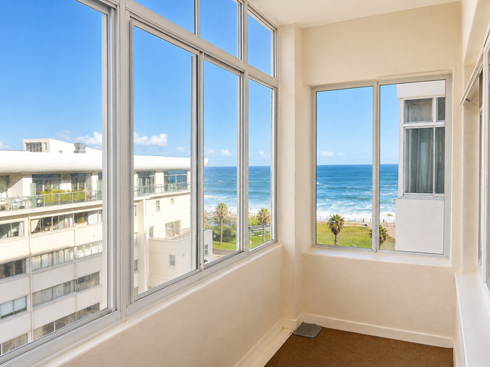 Property #2506502, Apartment For Sale in Mouille Point