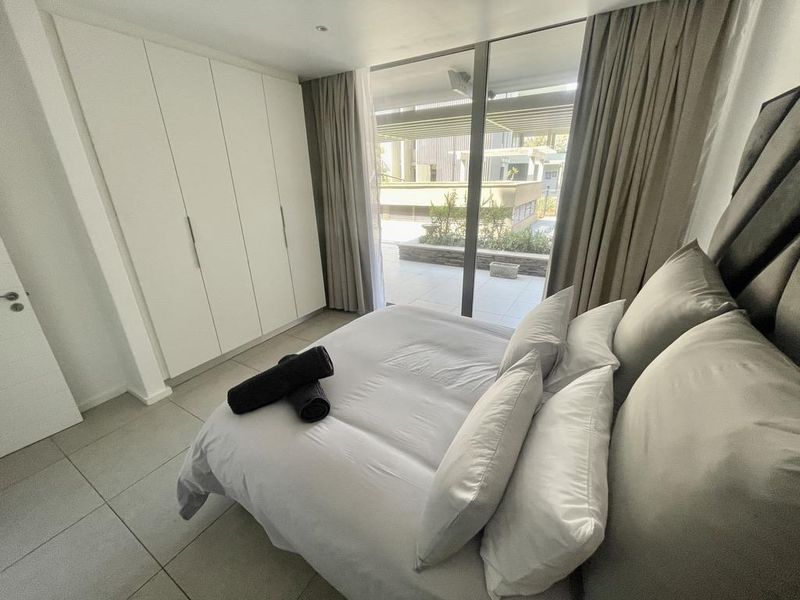 Hendra - Fully Furnished Luxurious Ground Floor 3 Bed, 3 Bath Apartment To Rent - Photo 9