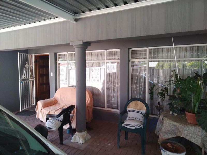 Family home in Heuwelsig - Photo 1