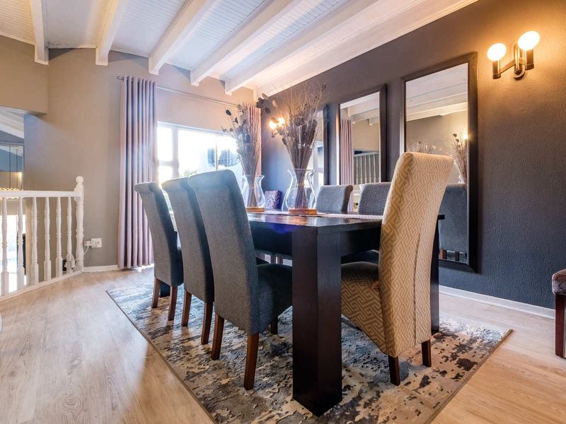 5 Bedroom House For Sale In Glenvista Johannesburg - Photo 5