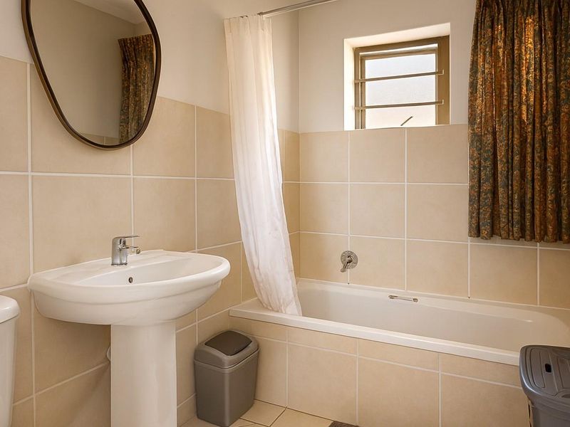 3 Bedroom Duet with Ocean View in Dana Bay - Photo 10