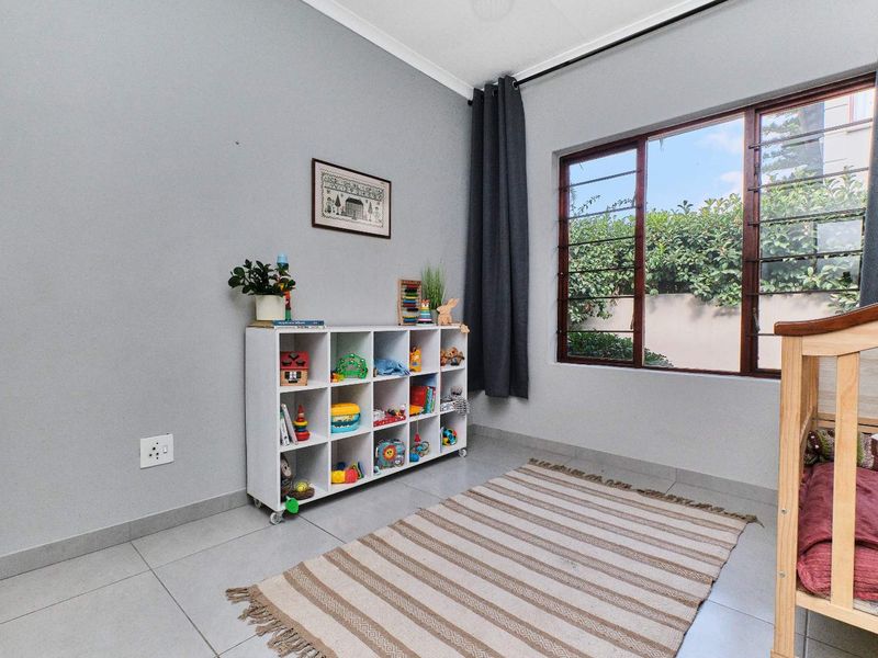 Modern Living Made Easy in a Prime Location. - Photo 9